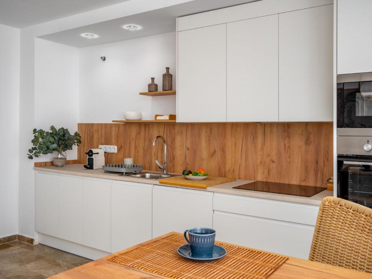 Almendros I By Interhome *